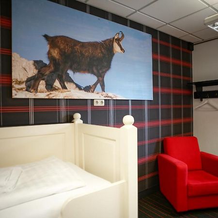 Sport Hotel Инцелль Экстерьер фото