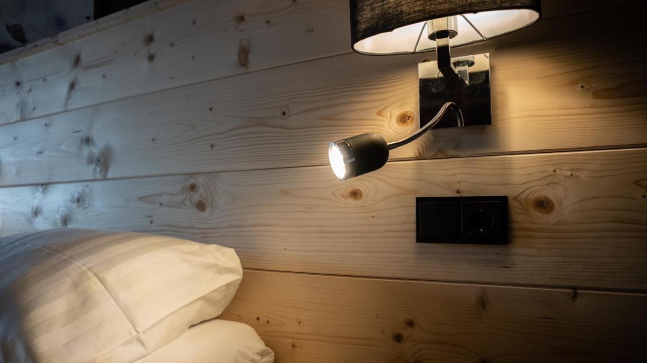 Sport Hotel Инцелль Экстерьер фото